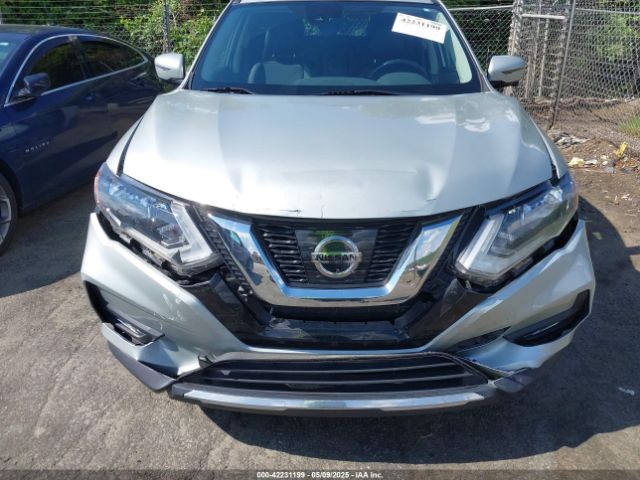 JN8AT2MV2HW285178 Nissan Rogue Sl