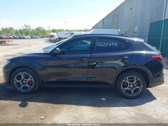 ZASFAKPN1J7B87334 Alfa Romeo Stelvio Sport Awd