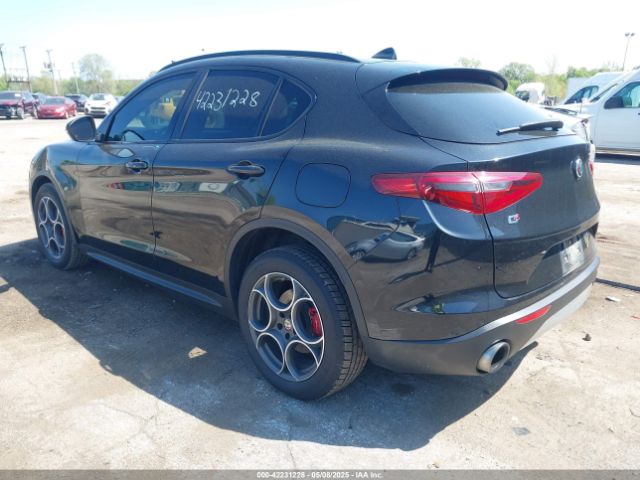 ZASFAKPN1J7B87334 Alfa Romeo Stelvio Sport Awd