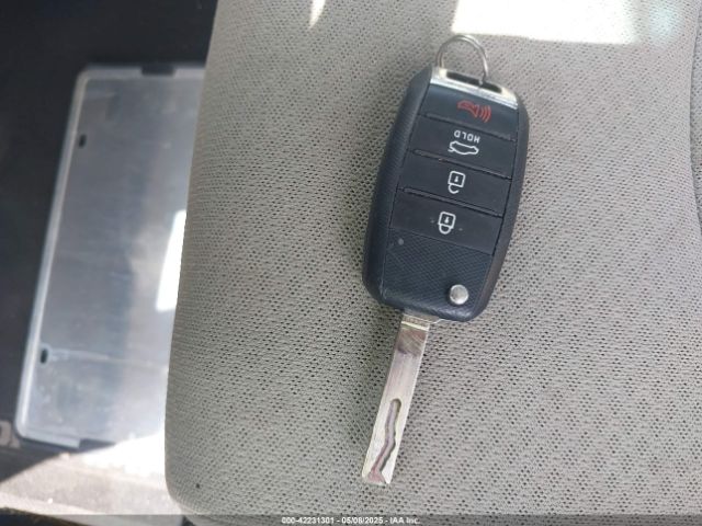 KNAGT4L38G5096053 KIA Optima Lx