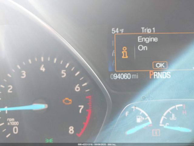 1FMCU9GD4HUD47619 Ford ESCAPE SE