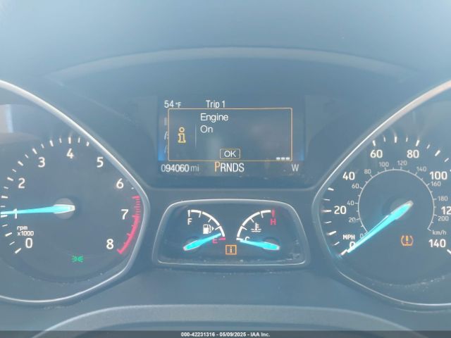 1FMCU9GD4HUD47619 Ford ESCAPE SE