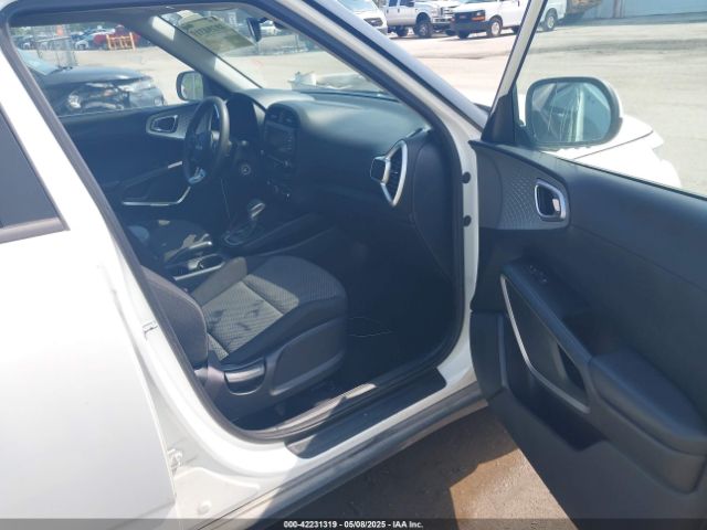KNDJ23AU5N7155885 KIA SOUL LX
