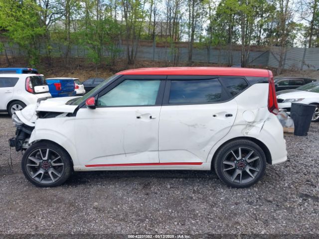 KNDJ63AU9L7057430 KIA Soul Gt-line