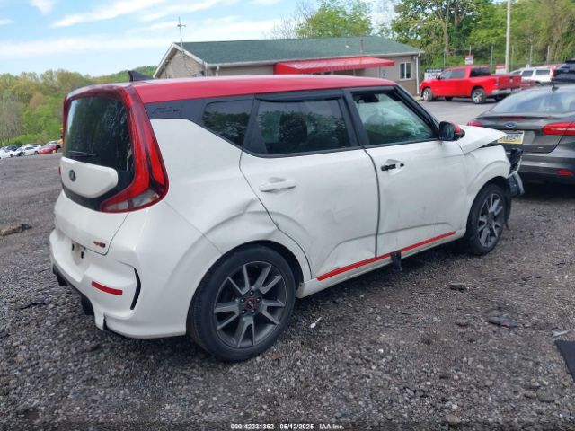 KNDJ63AU9L7057430 KIA Soul Gt-line