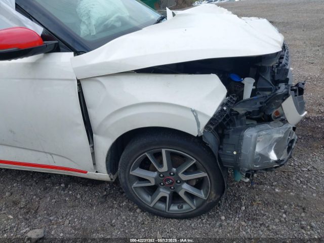 KNDJ63AU9L7057430 KIA Soul Gt-line