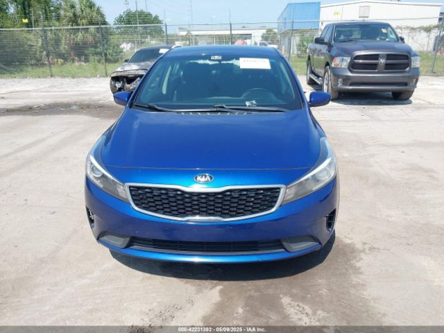 3KPFL4A70HE110425 KIA FORTE S