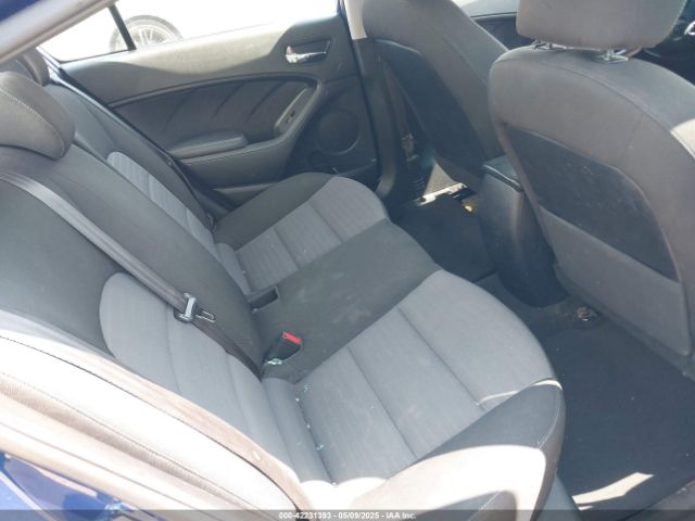 3KPFL4A70HE110425 KIA FORTE S