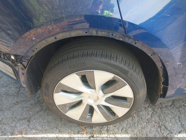 7SAYGDEE5RA285075 Tesla Model Y