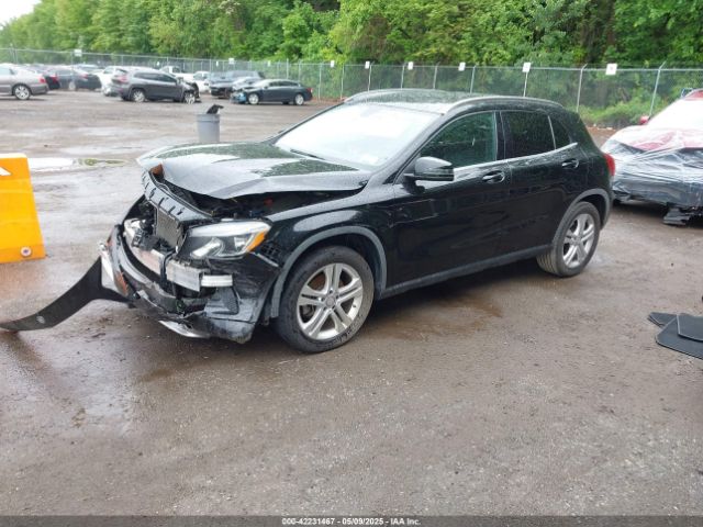 2015 MERCEDES-BENZ GLA 250 WDCTG4GB1FJ184174 Photo 1