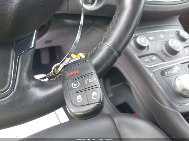 Chrysler 200 S 2015 1C3CCCBG1FN735571 Image 11