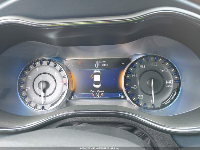 Chrysler 200 S 2015 1C3CCCBG1FN735571 Image 7