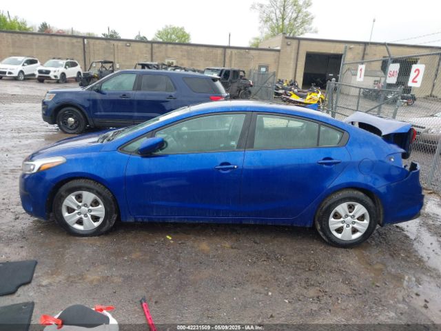 3KPFK4A71HE052215 KIA FORTE LX