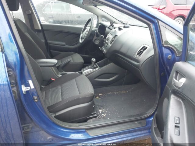 3KPFK4A71HE052215 KIA FORTE LX