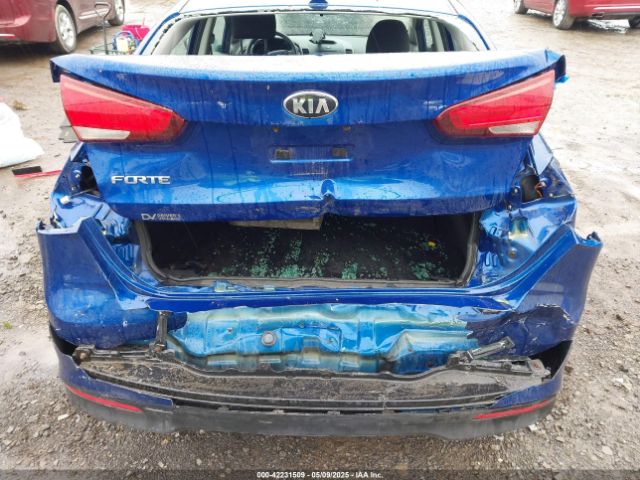 3KPFK4A71HE052215 KIA FORTE LX