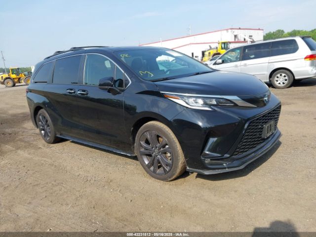 2022 TOYOTA SIENNA 5TDDRKEC8NS079069