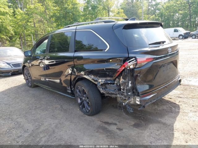 2022 TOYOTA SIENNA 5TDDRKEC8NS079069 Photo 2
