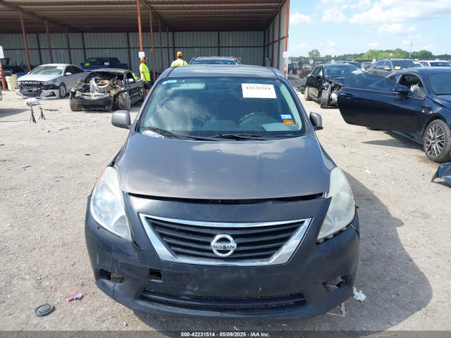 3N1CN7AP0EL837167 Nissan Versa 1.6 Sv