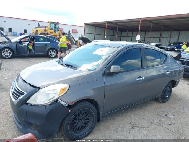 3N1CN7AP0EL837167 Nissan Versa 1.6 Sv