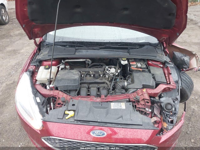 1FADP3K25HL338653 Ford FOCUS SE