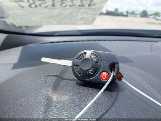 1FMCU0GD0HUD67362 Ford ESCAPE SE