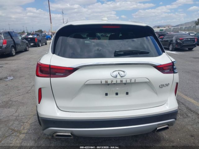 3PCAJ5M12LF100527 Infiniti 2020
