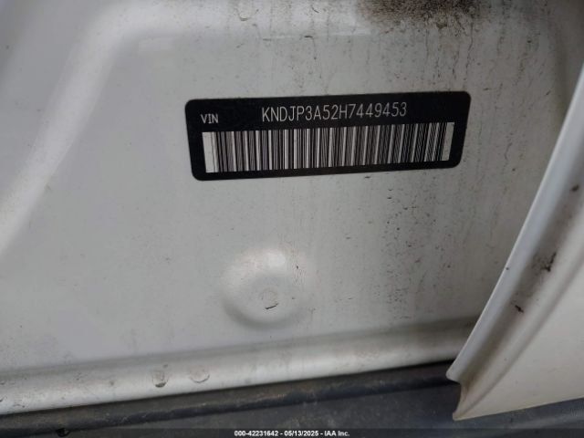 KNDJP3A52H7449453 KIA SOUL +