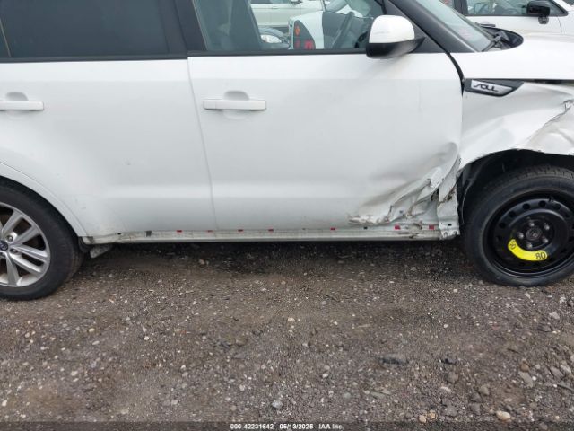 KNDJP3A52H7449453 KIA SOUL +