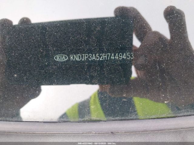 KNDJP3A52H7449453 KIA SOUL +