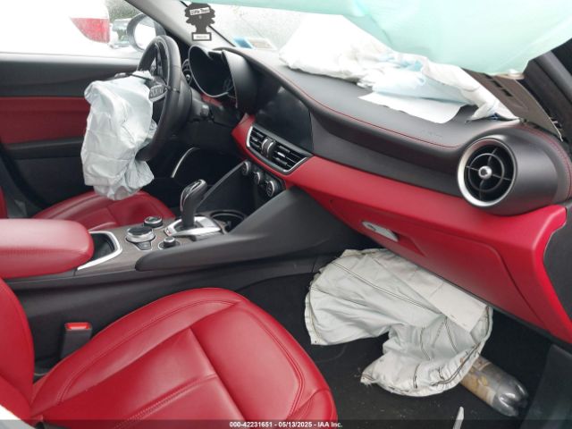 ZARFANBN5M7643816 Alfa Romeo Giulia Ti Awd