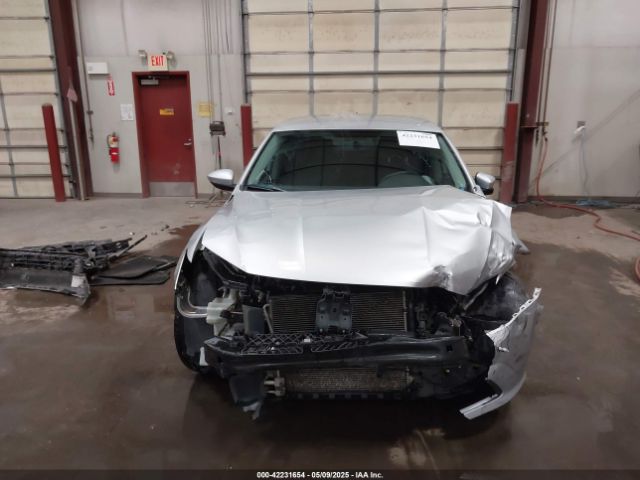 1VWAS7A30GC013577 Volkswagen Passat 1.8t S