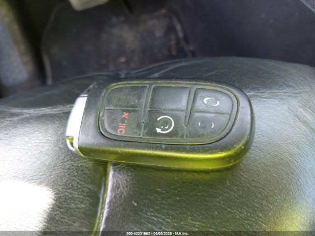 1C4PJMDB1GW373585 Jeep Cherokee Limited