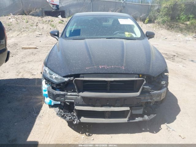 3FA6P0T99LR199141 Ford FUSION SE