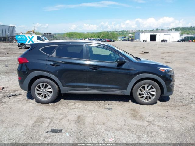 KM8J3CA47GU075162 Hyundai TUCSON SE