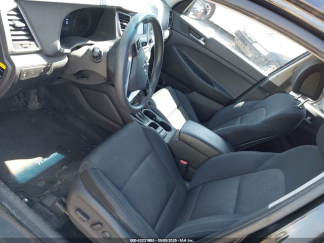 KM8J3CA47GU075162 Hyundai TUCSON SE