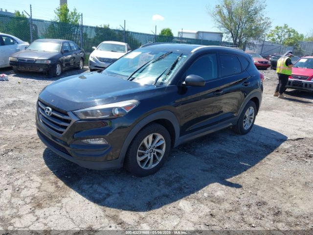 KM8J3CA47GU075162 Hyundai TUCSON SE