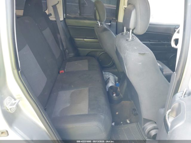 1C4NJPBA3GD735222 Jeep Patriot Sport