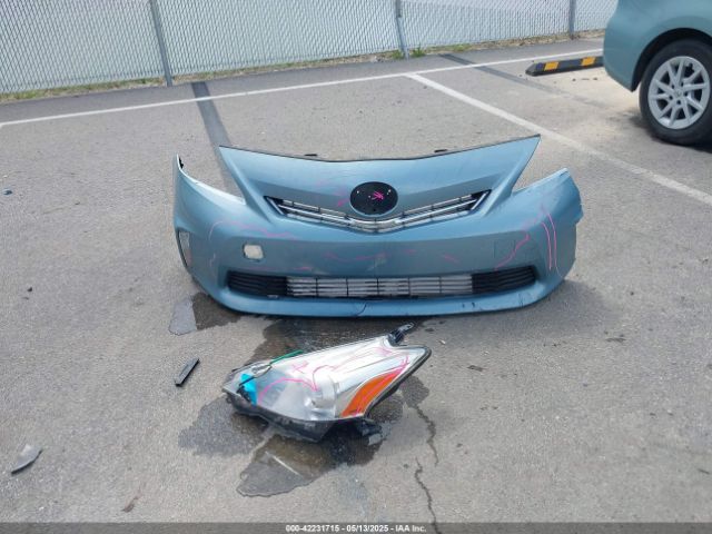 JTDZN3EU7EJ005445 Toyota Prius V Three