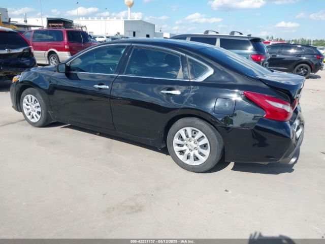 2018 NISSAN ALTIMA 1N4AL3AP2JC280910 Photo 2