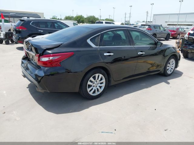 2018 NISSAN ALTIMA 1N4AL3AP2JC280910 Photo 3