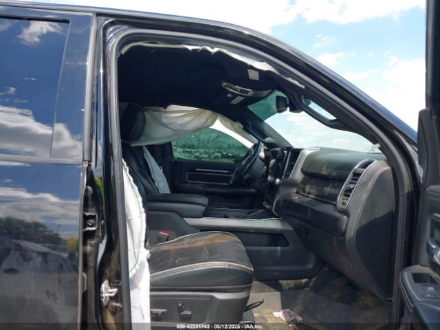 3C6UR5FL2PG567670 RAM 2500