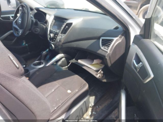 KMHTC6AD8FU228494 Hyundai Veloster