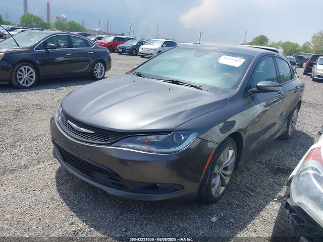 Chrysler 200 S 2015 1C3CCCBB0FN752429 Image 2