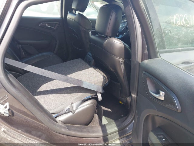 Chrysler 200 S 2015 1C3CCCBB0FN752429 Image 8