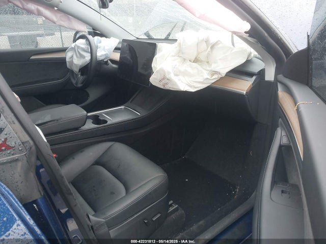2023 TESLA MODEL Y 7SAYGDEE0PA130639 Photo 4