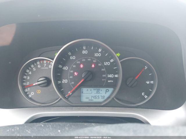 JTMZFREV8GD084635 Toyota RAV4 LE