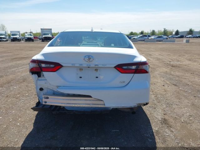 4T1C11AK7RU221239 Toyota CAMRY LE
