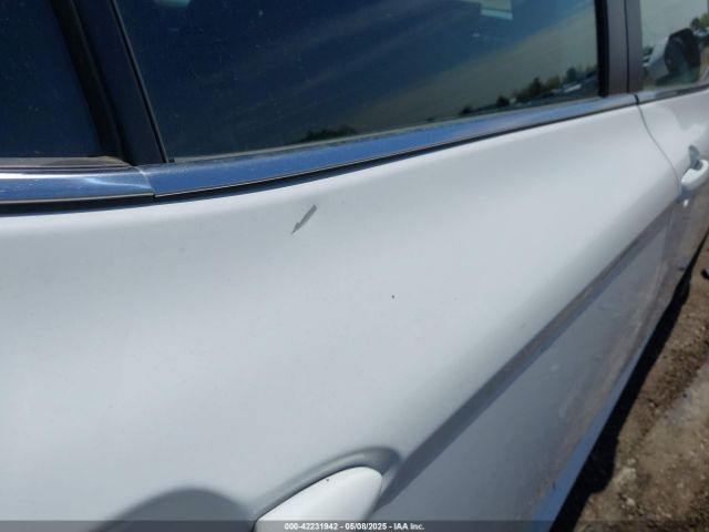 4T1C11AK7RU221239 Toyota CAMRY LE