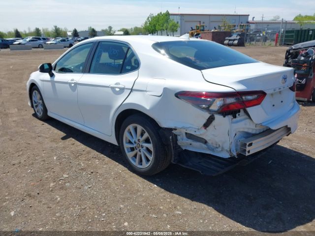 4T1C11AK7RU221239 Toyota CAMRY LE