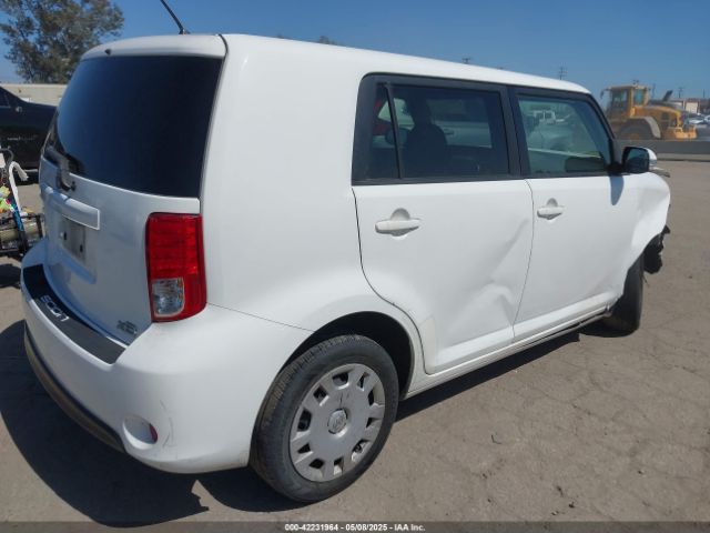 JTLZE4FE6FJ068474 Scion XB